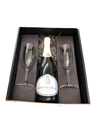 Giffords Hall Gift set with Classic Cuvee and two glasses